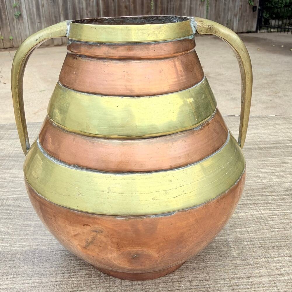 Vintage Hand Hammered Copper Brass Two Handle Vase Jardiniere 7" Made in China - Picture 6 of 7